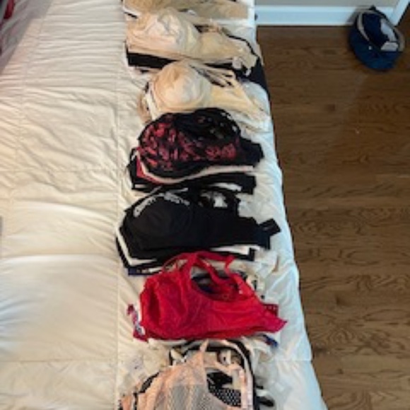 Vintage and Retro Lingerie and Shapewear Collection - Picture 2 of 10